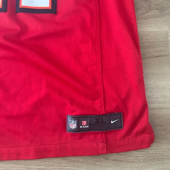 NFL Nike Tampa Bay Buccaneers LeGarette Blount #27 Jersey, Size XL- Pre Loved - Picture 13 of 15